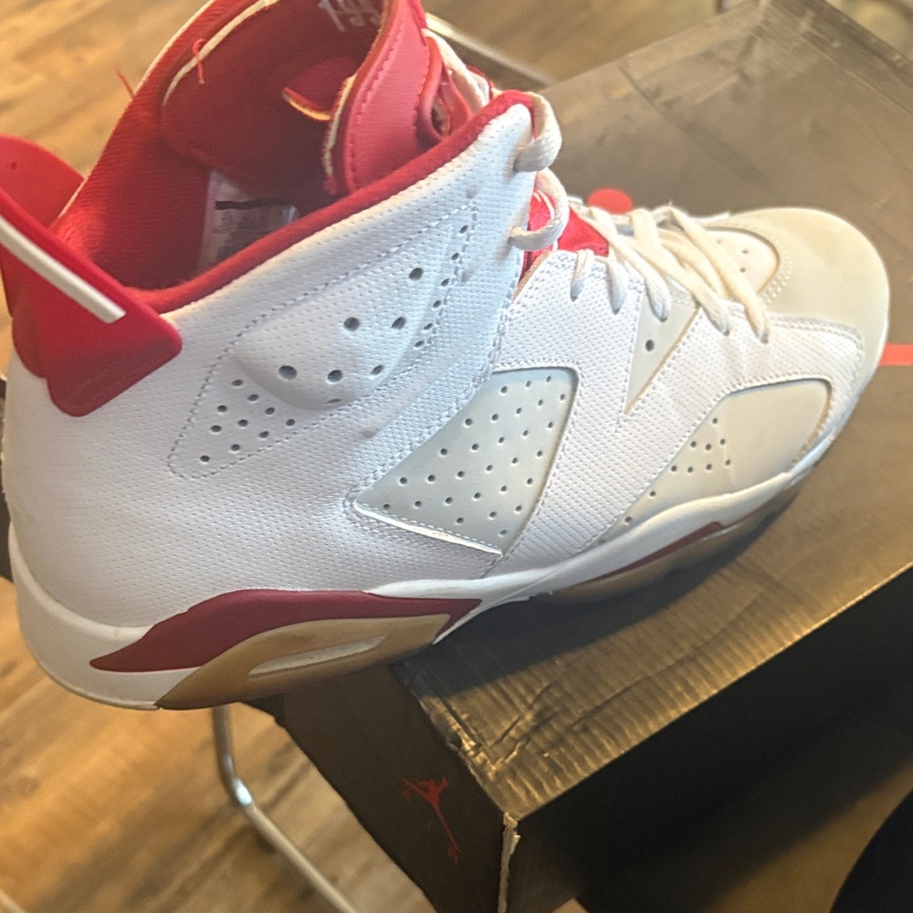 Men White and Red  Jordan 6 Sneakers